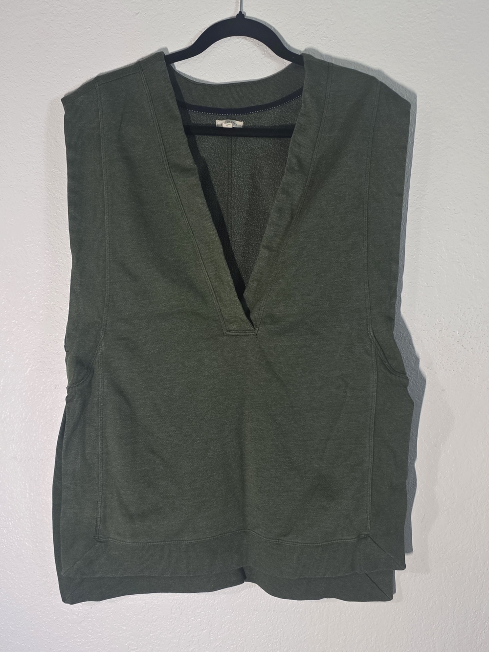 Pilcro Olive Green V-Neck Sleeveless Sweater Vest